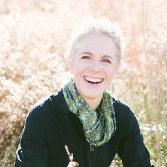 Meet your Posher, Jessica - Picture 1 of 1